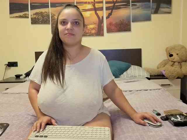 adellineee webcam
