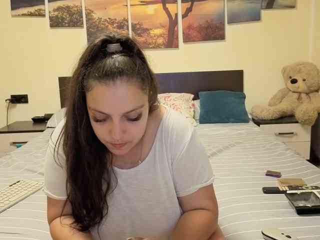 adellineee webcam