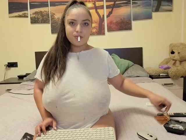 adellineee webcam