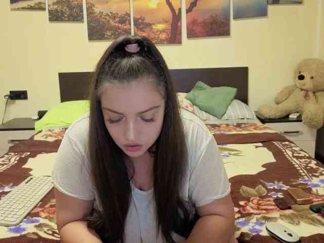 adellineee webcam