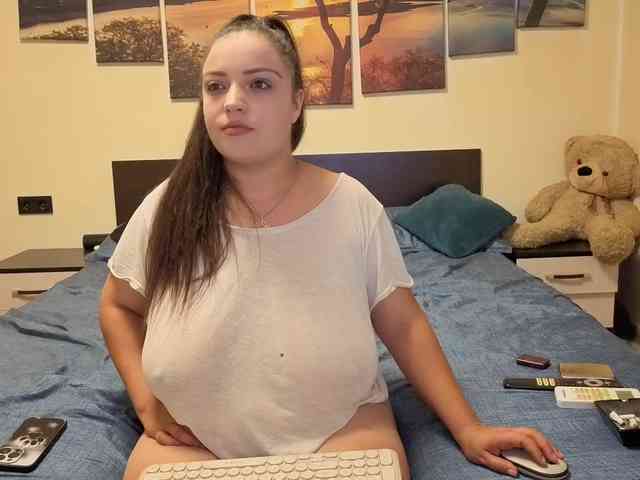 adellineee webcam