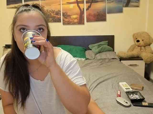 adellineee webcam