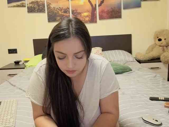 adellineee webcam