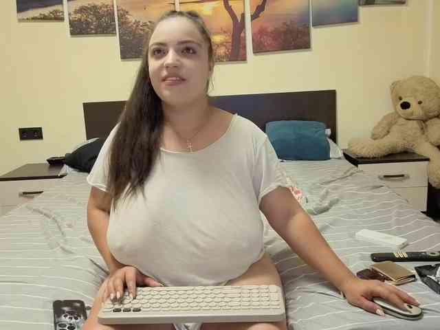adellineee webcam