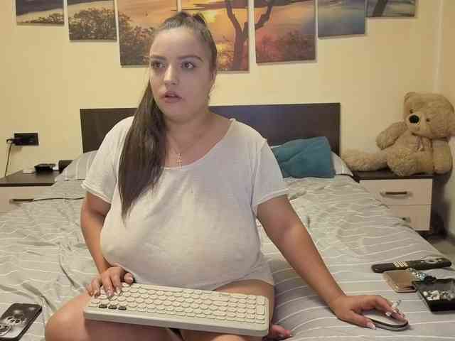 adellineee webcam