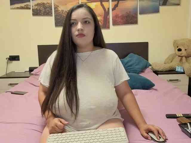 adellineee webcam