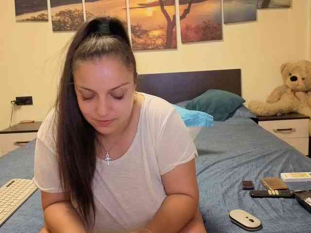 adellineee webcam