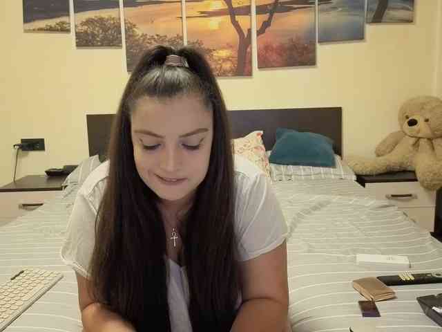 adellineee webcam