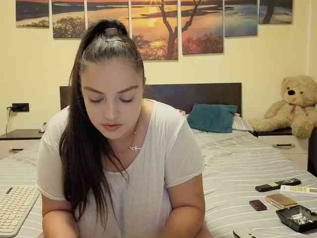 adellineee webcam