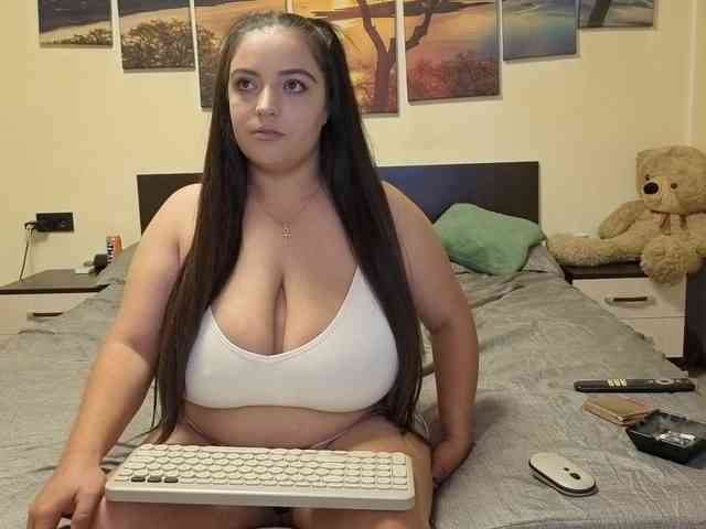 adellineee webcam