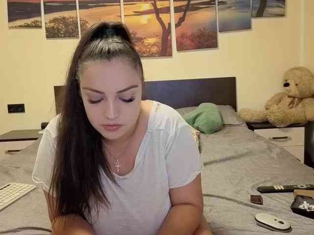 adellineee webcam