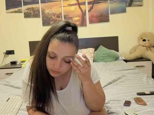 adellineee webcam