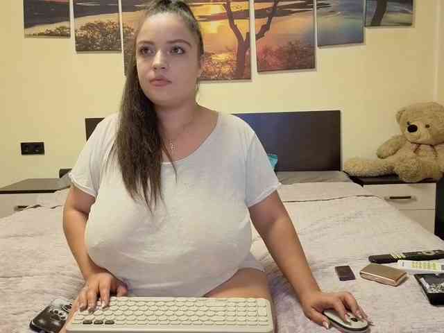 adellineee webcam