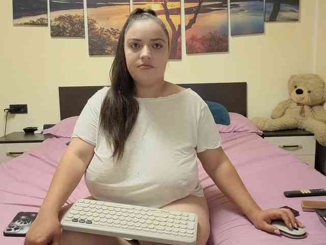 adellineee webcam