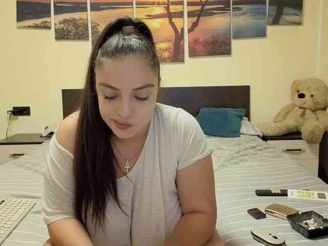 adellineee webcam