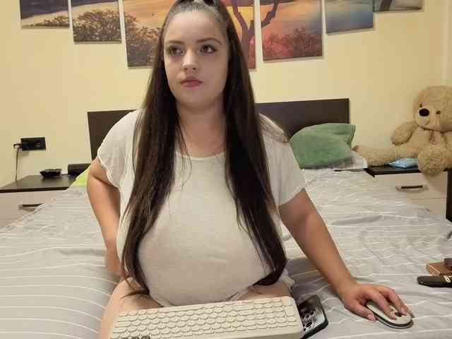 adellineee webcam