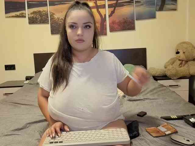 adellineee webcam