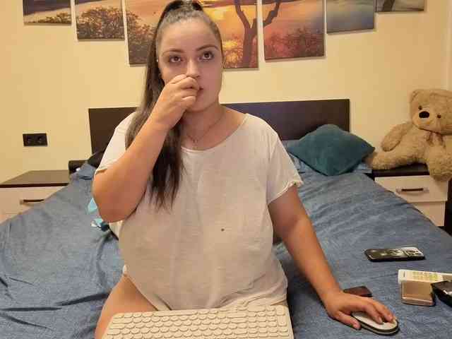 adellineee webcam