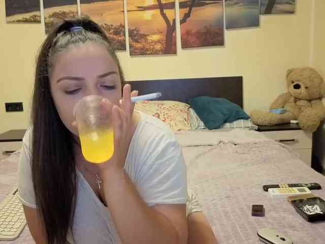 adellineee webcam