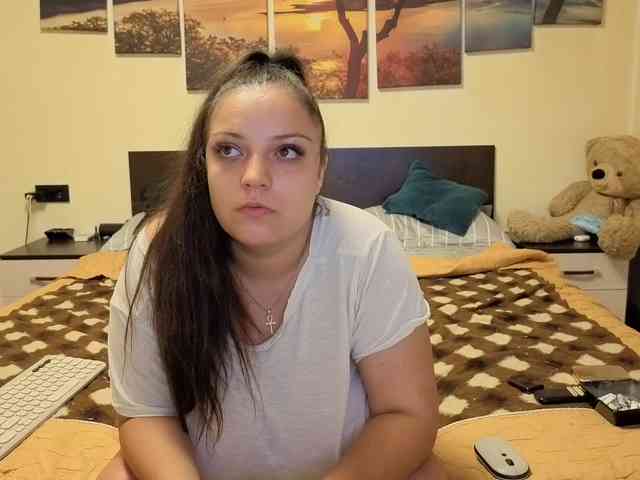 adellineee webcam