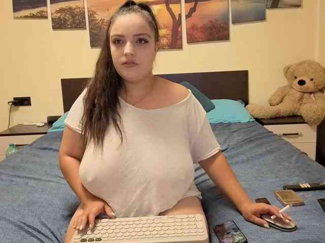 adellineee webcam