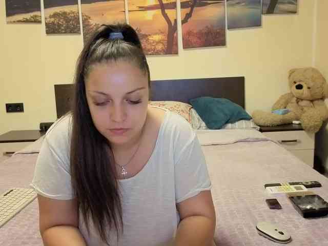 adellineee webcam