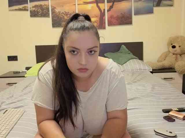 adellineee webcam