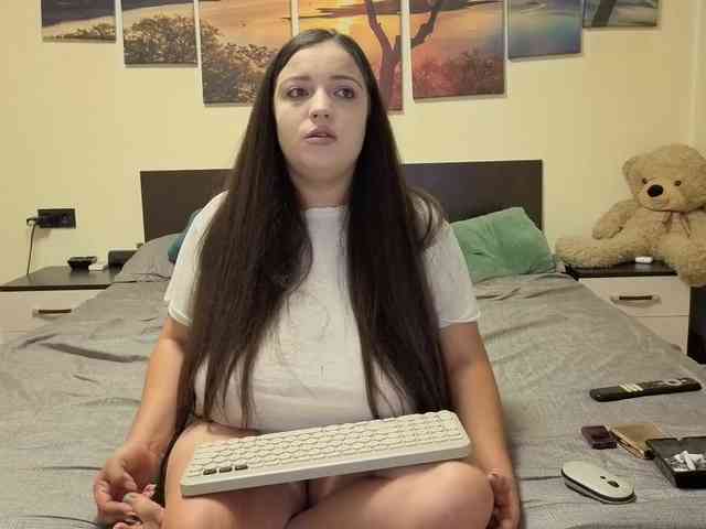adellineee webcam