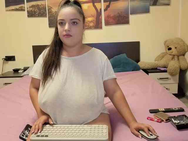 adellineee webcam