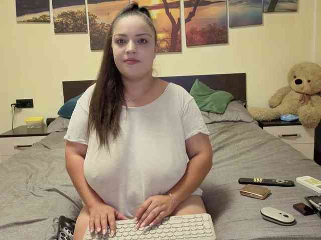 adellineee webcam