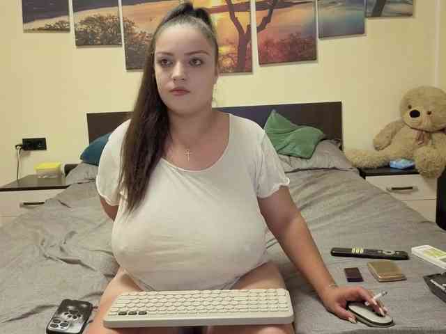 adellineee webcam