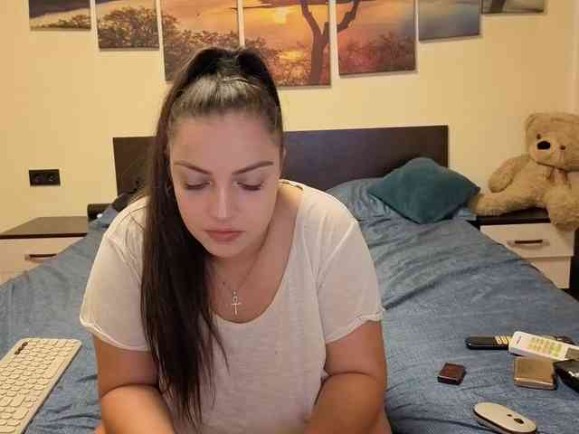 adellineee webcam