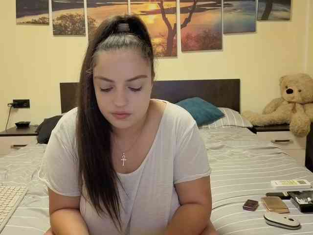 adellineee webcam