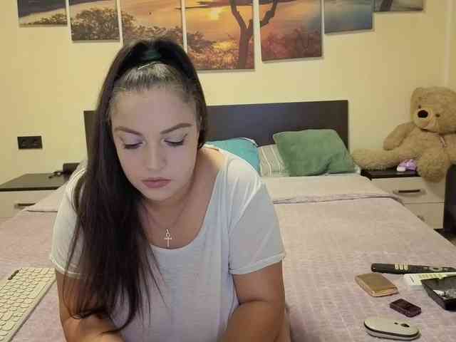 adellineee webcam