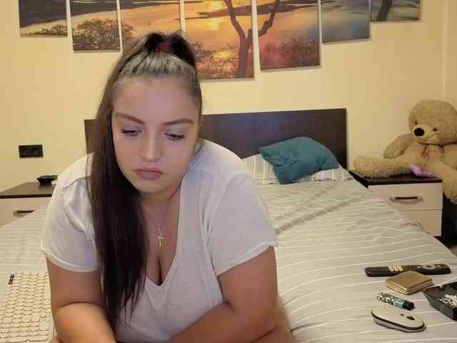 adellineee webcam