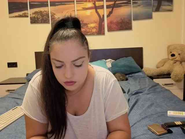 adellineee webcam