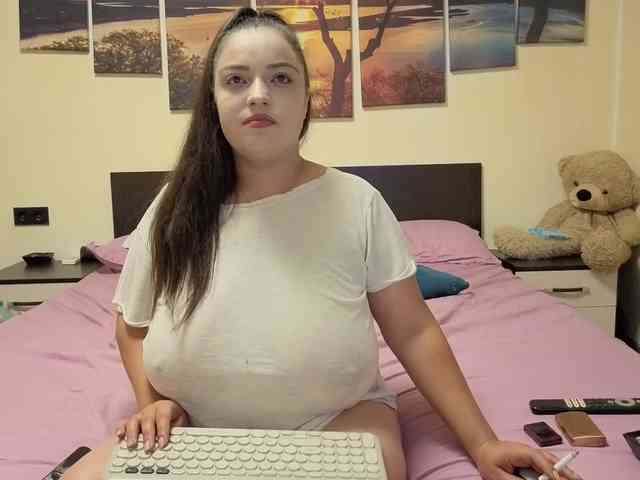 adellineee webcam