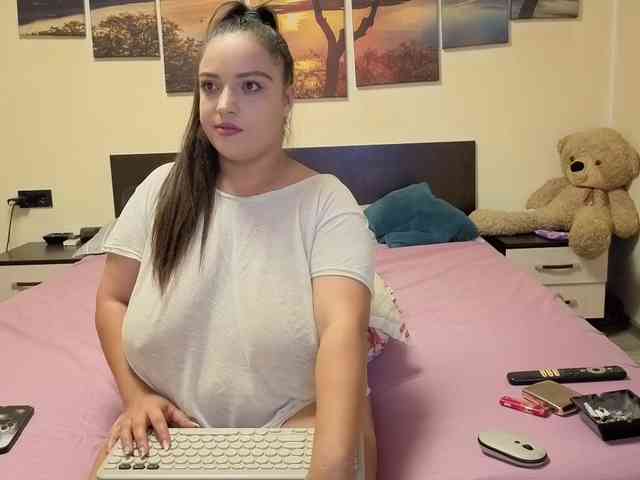 adellineee webcam