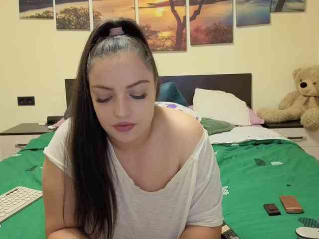 adellineee webcam