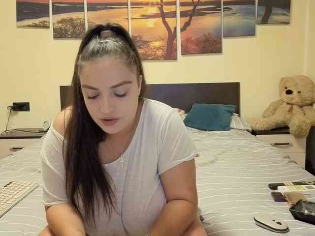 adellineee webcam