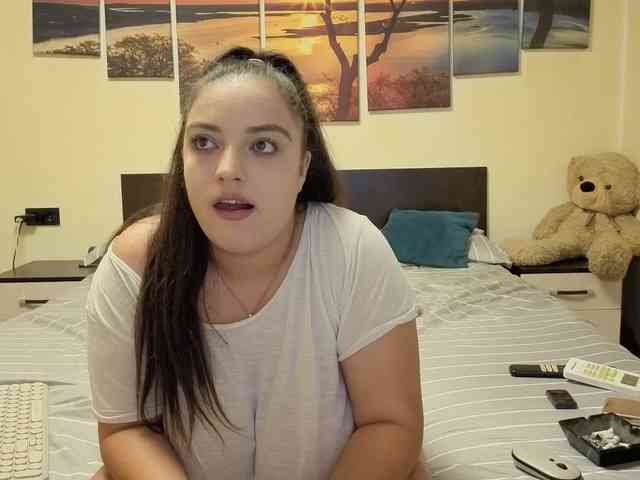 adellineee webcam