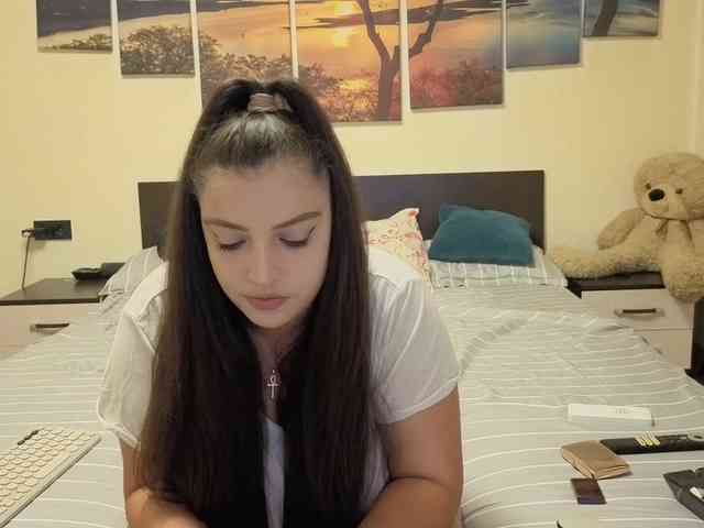 adellineee webcam