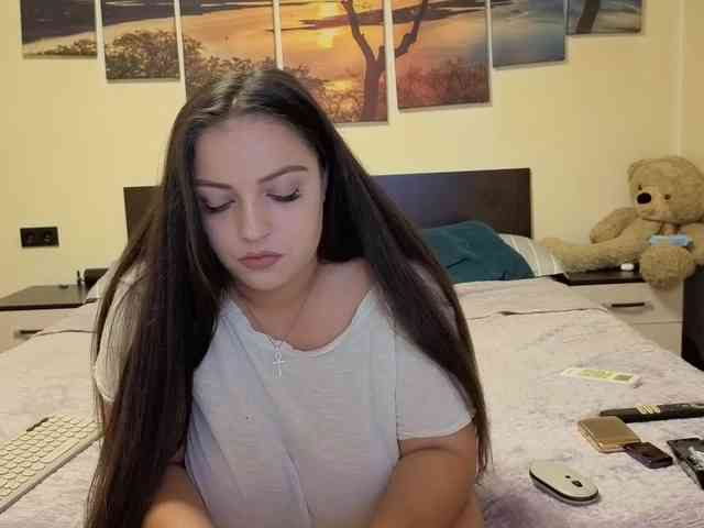 adellineee webcam
