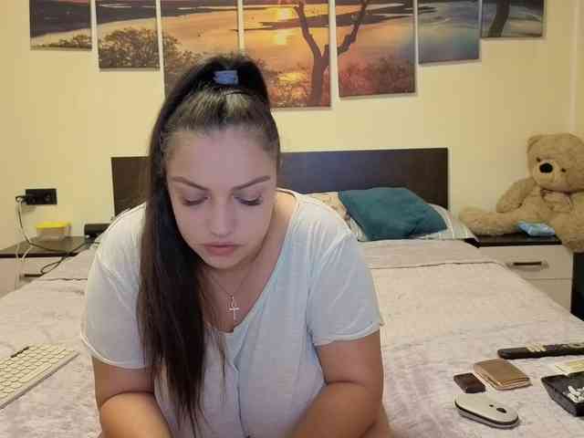 adellineee webcam