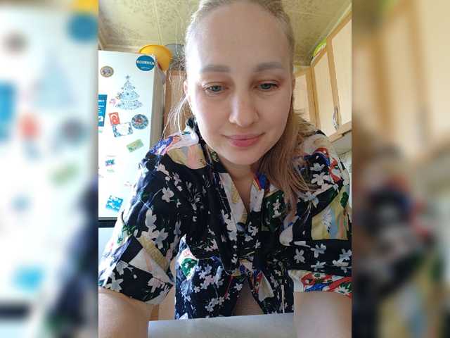 Sladkie002 live cam on BongaCams
