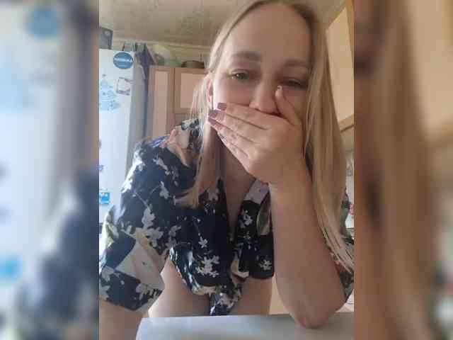 Sladkie002 webcam