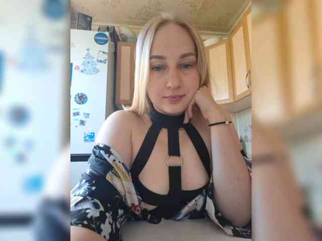 Sladkie002 webcam