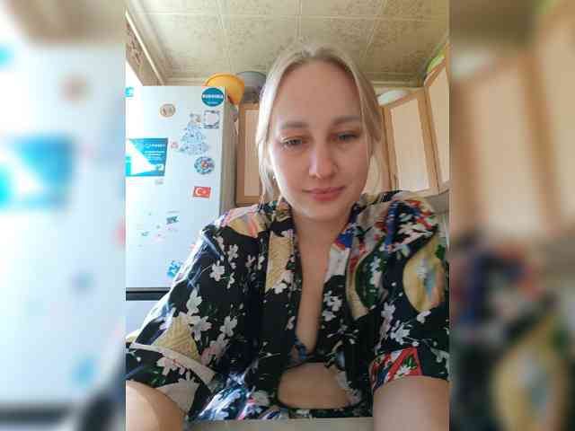 Sladkie002 webcam