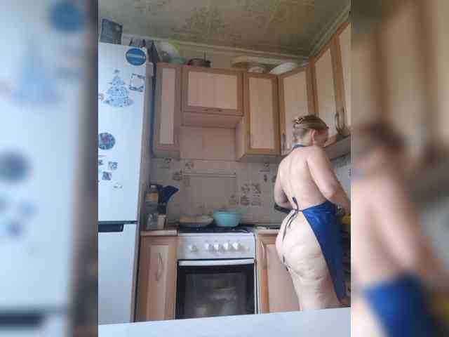 Sladkie002 webcam