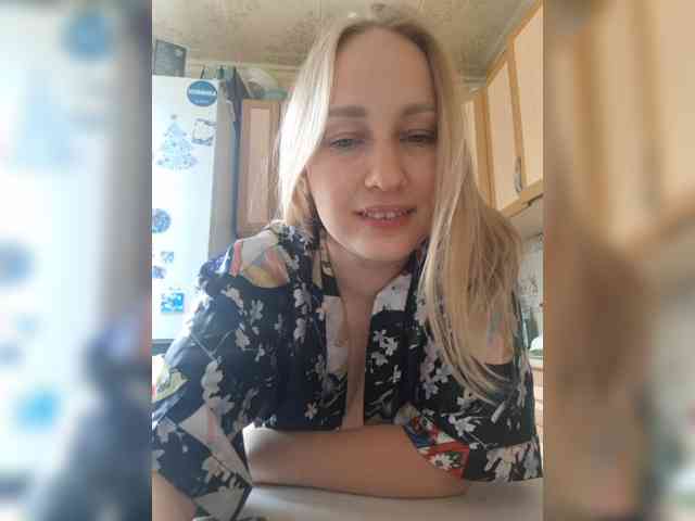 Sladkie002 webcam